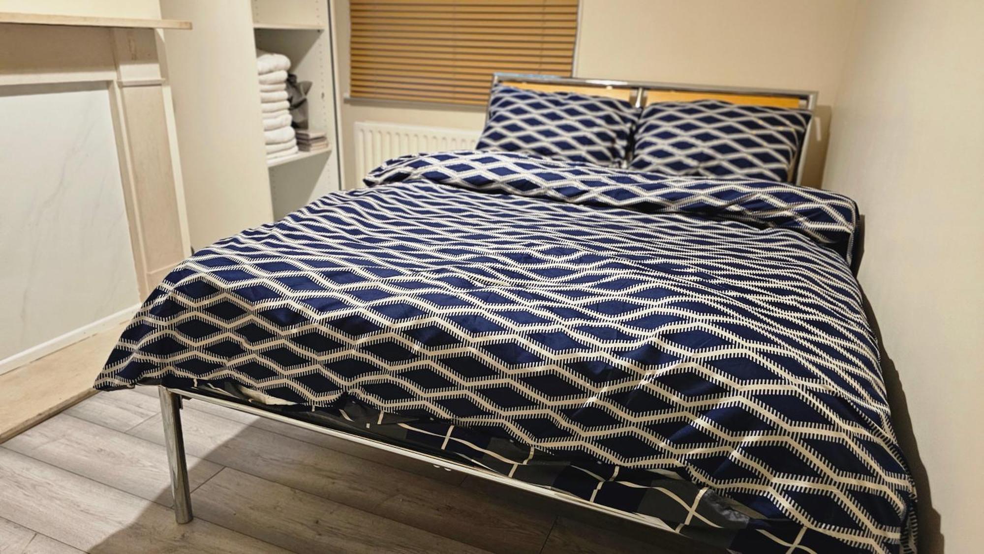 Capsule hotel Bright & Modern Double In East London